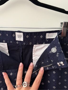 GAP Navy Microprint City Shorts